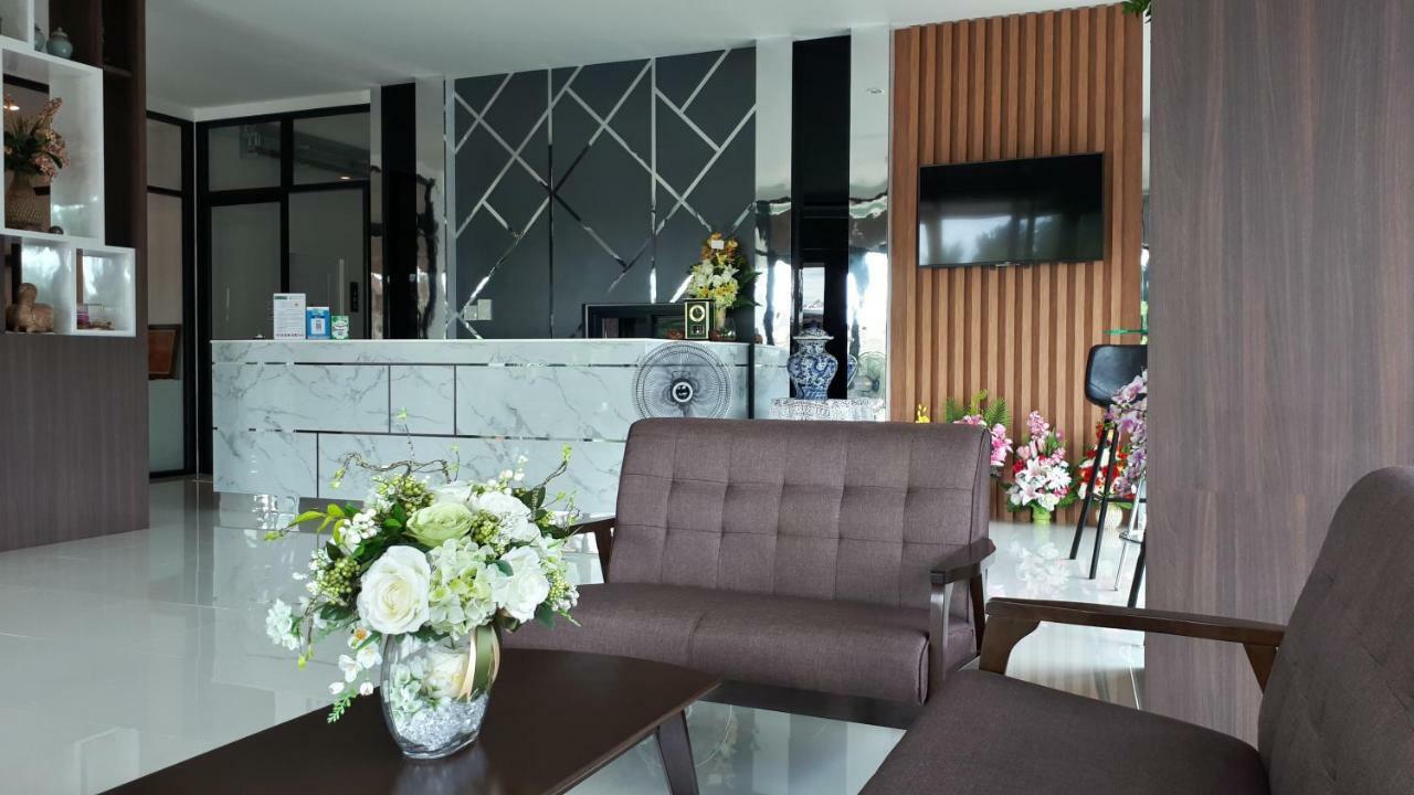 Baan Lita Aparthotel Phimai Exterior foto